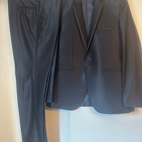 Slim Fit Navy Blue Men's Suit - Picture 1 of 15